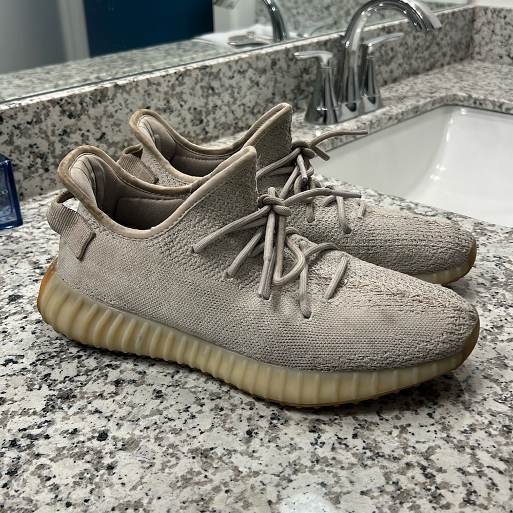 2018 Yeezy boost 350 v2 “sesame”